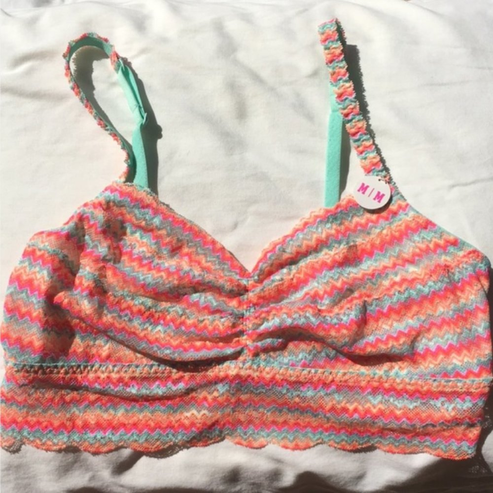 PINK Victoria's Secret Bralette NWT